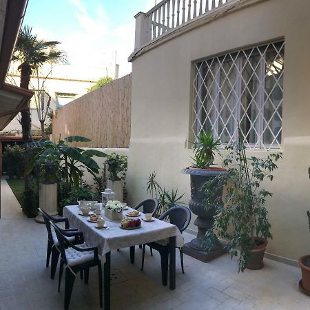 Apartmán La Casa Di Anna Viareggio Exteriér fotografie